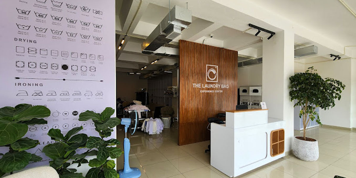 Luxury shoe and bag spa service